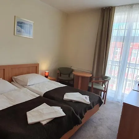 Merry سفينويتشي