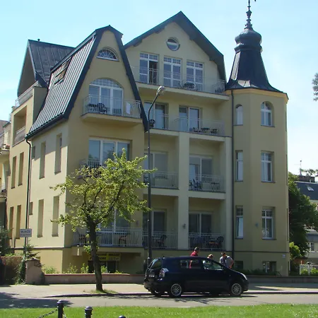 Merry Przy Promenadzie I Blisko Plazy - An Der Promenade Und In Strandnaehe