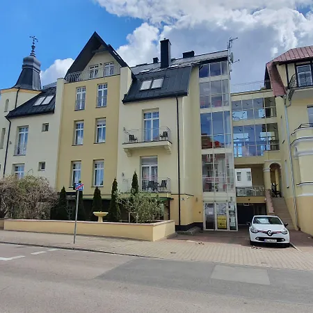 Merry Przy Promenadzie I Blisko Plazy - An Der Promenade Und In Strandnaehe Villa *